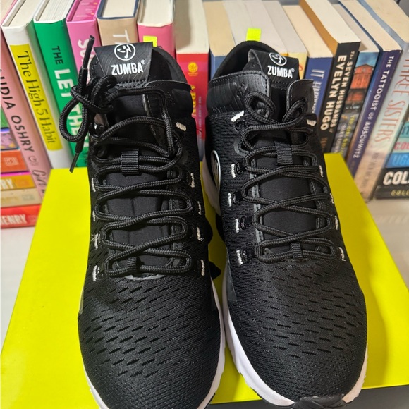 Zumba Fitness Black and White Sneakers - Picture 4 of 5